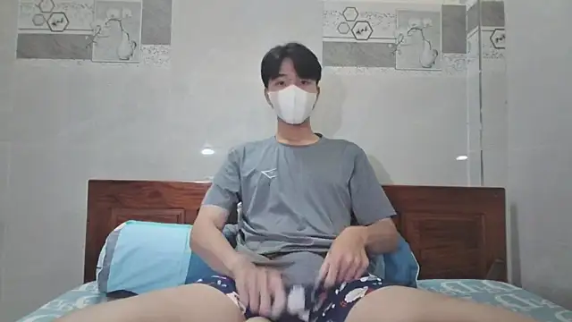 Snapshot of Stitchsandra chatting on 12/21/25, 03:30 Stitchsandra online show from 12/21/25, 03:30