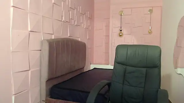 katalina07 1 online show from 09/29/25, 03:28