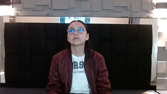 katalina07 1 online show from 10/07/25, 02:25