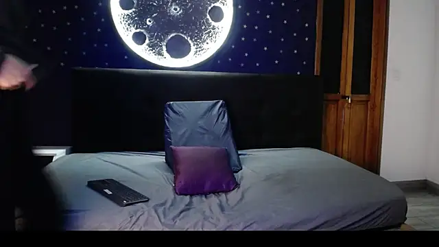 katalina07 1 online show from 10/09/25, 10:19