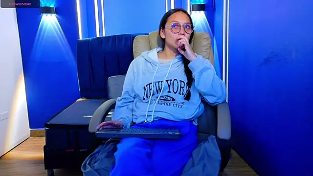 Snapshot of katalina07_1 chatting on 06/05/26, 05:07 katalina07 1 online show from 06/05/26, 05:07