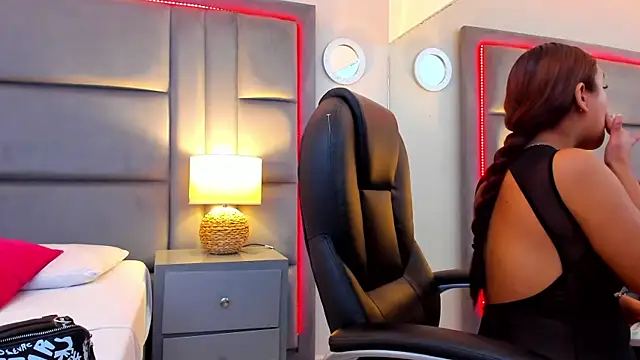 GabyMoreau online show from 01/18/26, 01:26