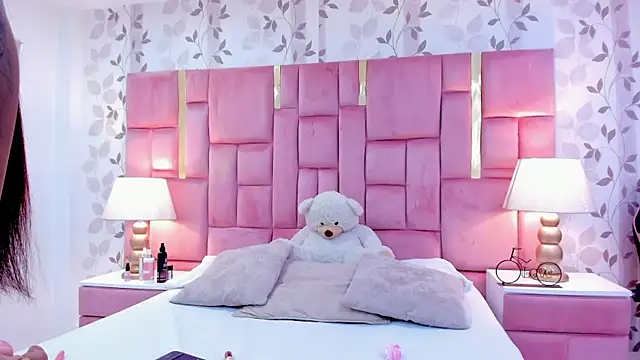 GabyMoreau online show from 03/12/26, 08:15