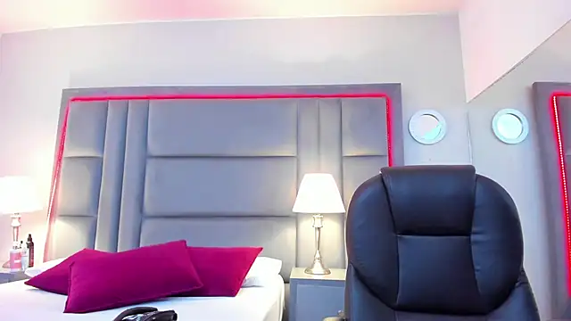 GabyMoreau online show from 04/08/26, 08:42