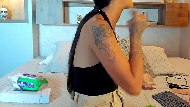 Emilly Beaumont online show from 01/08/26, 11:45