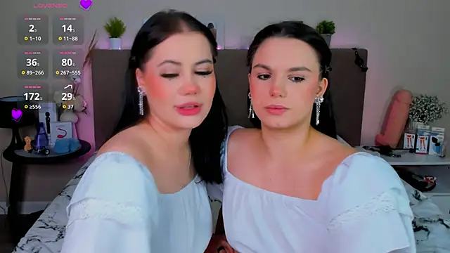 SoniaCraig online show from 10/27/25, 03:10