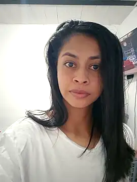 Snapshot of daliataleboficiall chatting on 09/08/25, 11:04 daliataleboficiall online show from 09/08/25, 11:04