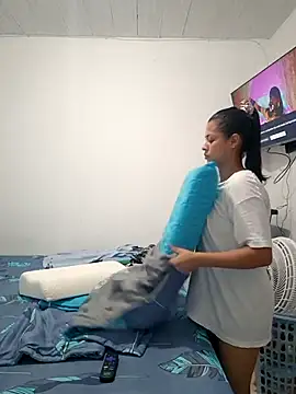 Snapshot of daliataleboficiall chatting on 09/15/25, 07:47 daliataleboficiall online show from 09/15/25, 07:47