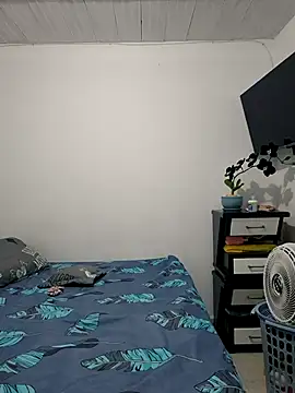 Snapshot of daliataleboficiall chatting on 10/11/25, 11:36 daliataleboficiall online show from 10/11/25, 11:36