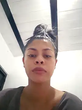 Snapshot of daliataleboficiall chatting on 10/30/25, 07:03 daliataleboficiall online show from 10/30/25, 07:03