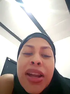 Snapshot of daliataleboficiall chatting on 11/22/25, 06:18 daliataleboficiall online show from 11/22/25, 06:18