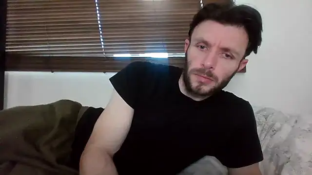 Snapshot of MasterJakeJohns chatting on 12/19/25, 11:28 MasterJakeJohns online show from 12/19/25, 11:28