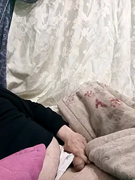 Snapshot of Puzzlingagent97 chatting on 04/14/26, 10:27 Puzzlingagent97 online show from 04/14/26, 10:27