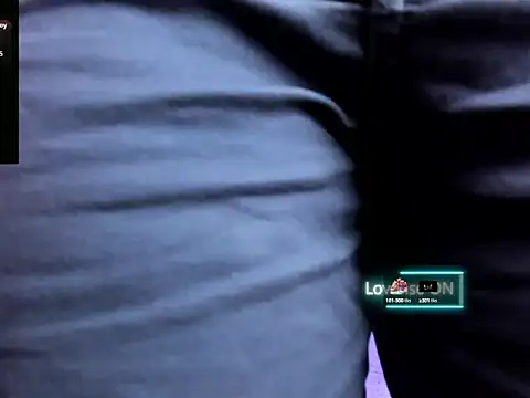 Snapshot of Emy_Latin chatting on 09/20/25, 12:50 Emy Latin online show from 09/20/25, 12:50