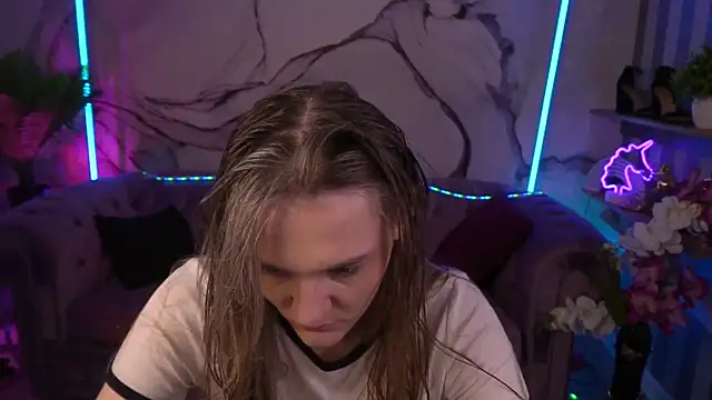 DiamondGoldie online show from 09/18/25, 06:59