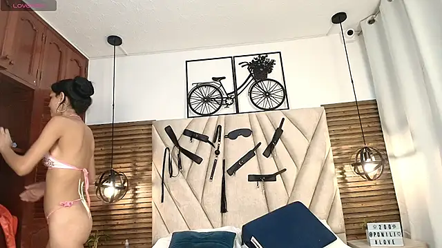 Snapshot of Cinthiabaker chatting on 11/07/25, 11:32 Cinthiabaker online show from 11/07/25, 11:32