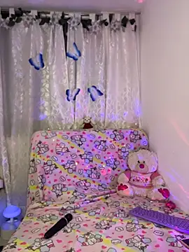 Linda Bellucci online show from 04/17/26, 05:10