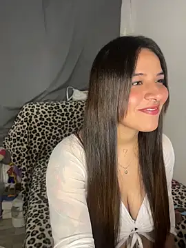Snapshot of Linda_Bellucci chatting on 05/29/26, 11:14 Linda Bellucci online show from 05/29/26, 11:14