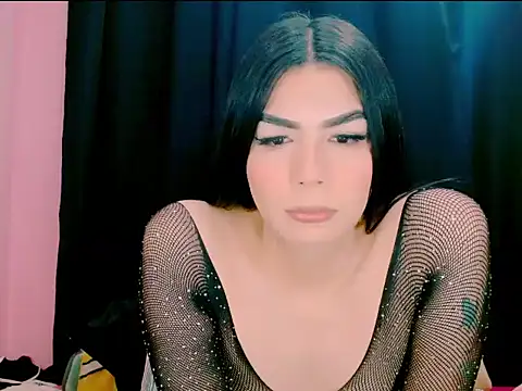 Snapshot of _crystal23_ chatting on 02/01/26, 05:28 crystal23 online show from 02/01/26, 05:28