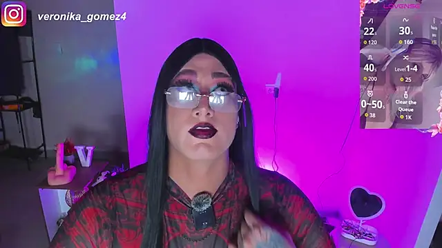 Snapshot of Sweetveronik_44 chatting on 03/26/26, 08:09 Sweetveronik 44 online show from 03/26/26, 08:09