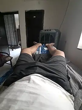 Snapshot of Yourslovingdick chatting on 04/20/26, 06:16 Yourslovingdick online show from 04/20/26, 06:16