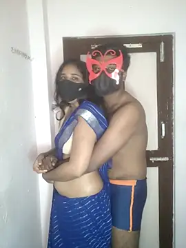 Snapshot of 00USER chatting on 12/20/25, 02:24 00USER online show from 12/20/25, 02:24