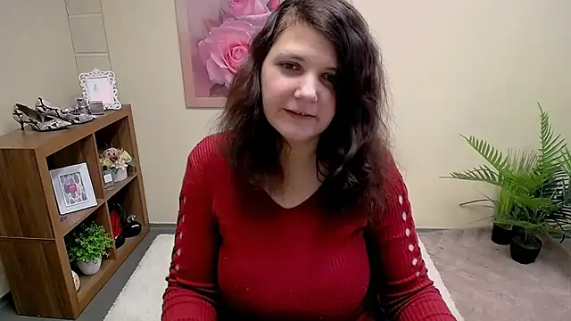 Snapshot of TwoBigSuns chatting on 03/05/26, 08:43 TwoBigSuns online show from 03/05/26, 08:43