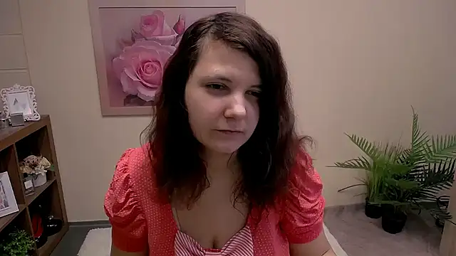 Snapshot of TwoBigSuns chatting on 03/23/26, 08:18 TwoBigSuns online show from 03/23/26, 08:18