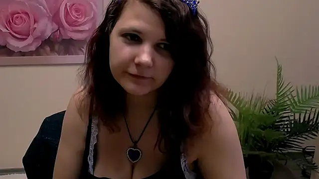 Snapshot of TwoBigSuns chatting on 03/27/26, 07:47 TwoBigSuns online show from 03/27/26, 07:47