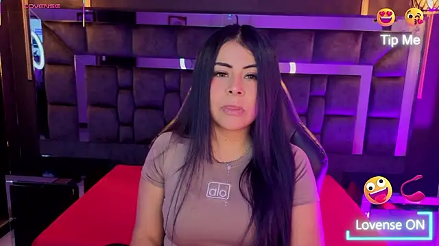 Aniajoness  online show from 02/12/26, 03:23