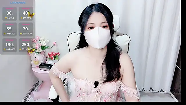 phuongnhi  online show from 04/07/26, 11:21