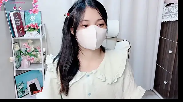 Snapshot of phuongnhi_ chatting on 06/26/26, 12:31 phuongnhi online show from 06/26/26, 12:31