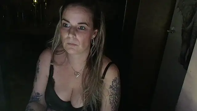 Mrs-Aurora online show from 03/26/26, 11:43