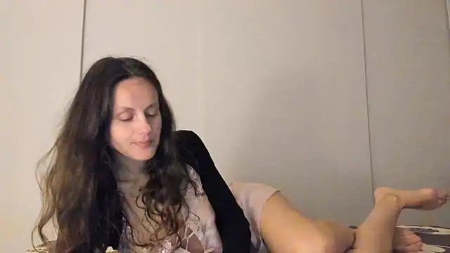 Snapshot of Cimbelka chatting on 03/30/26, 08:32 Cimbelka online show from 03/30/26, 08:32