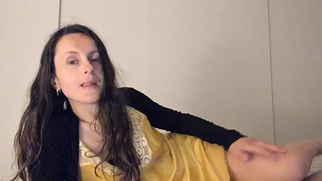 Snapshot of Cimbelka chatting on 05/18/26, 08:14 Cimbelka online show from 05/18/26, 08:14