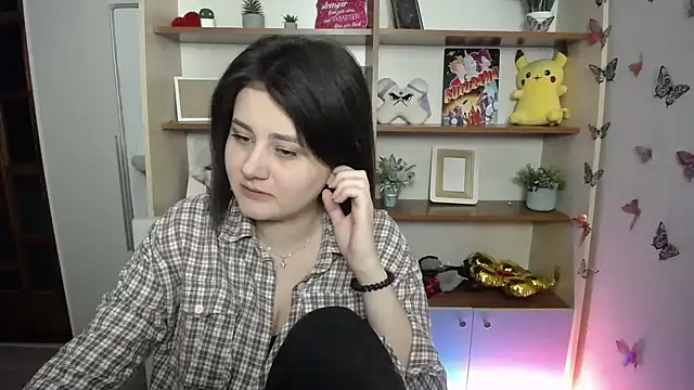 Katrin kiss  online show from 05/07/26, 11:59
