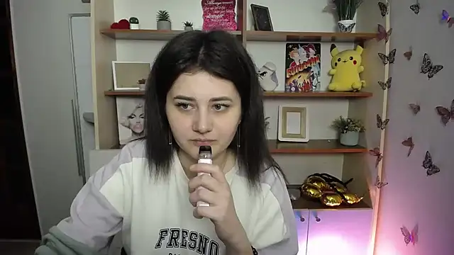 Katrin kiss  online show from 05/18/26, 12:22