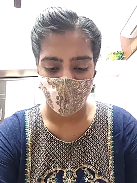 Tamil-Meenu12 online show from 04/06/26, 09:21