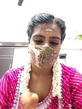 Tamil-Meenu12 online show from 04/28/26, 05:01