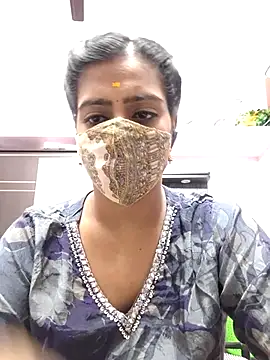 Tamil-Meenu12 online show from 04/29/26, 05:22