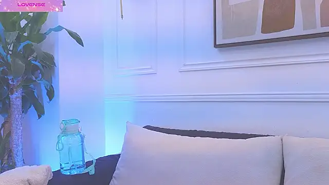 Daisy Price online show from 03/03/26, 10:21