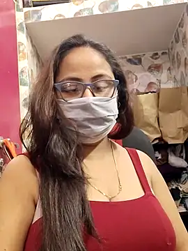 Snapshot of nisha_1110 chatting on 11/13/25, 06:29 nisha 1110 online show from 11/13/25, 06:29