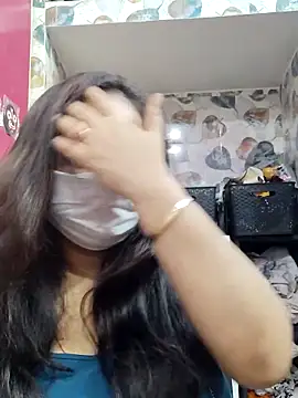 Snapshot of nisha_1110 chatting on 04/23/26, 02:52 nisha 1110 online show from 04/23/26, 02:52