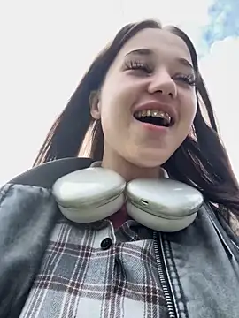 Snapshot of Juice_Bunny chatting on 09/09/25, 07:41 Juice Bunny online show from 09/09/25, 07:41