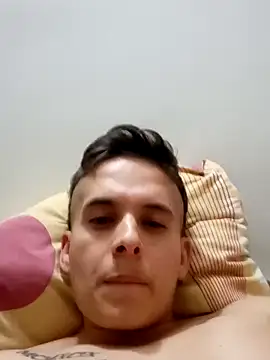 Snapshot of Jmgj912 chatting on 04/22/26, 03:31 Jmgj912 online show from 04/22/26, 03:31