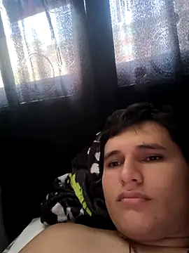 HOMBRESUPERHOT online show from 03/17/26, 09:18