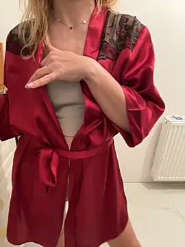 Snapshot of lonelyalexa chatting on 10/24/25, 04:58 lonelyalexa online show from 10/24/25, 04:58