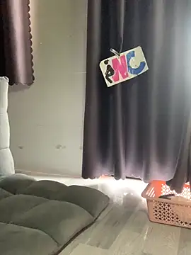 Snapshot of yang-2269 chatting on 09/26/25, 11:42 yang-2269 online show from 09/26/25, 11:42