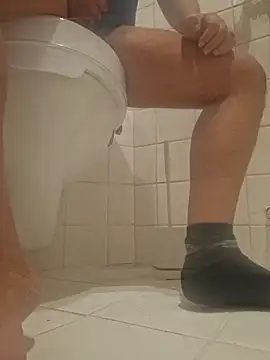 Snapshot of Badeanzug chatting on 11/19/25, 09:31 Badeanzug online show from 11/19/25, 09:31