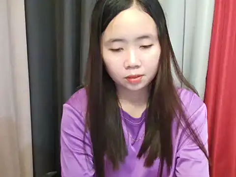 Snapshot of lovelysluttyxx chatting on 09/09/25, 08:14 lovelysluttyxx online show from 09/09/25, 08:14